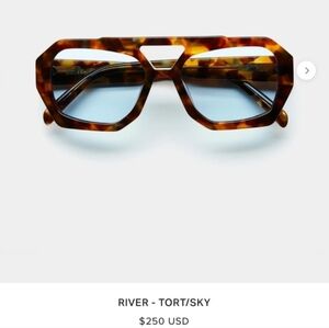 NEW VEHLA River Sunglasses in Tort/Sky